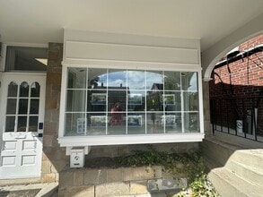 439 Boston Post Rd, Weston, MA à louer Photo intérieure– Image 2 sur 10