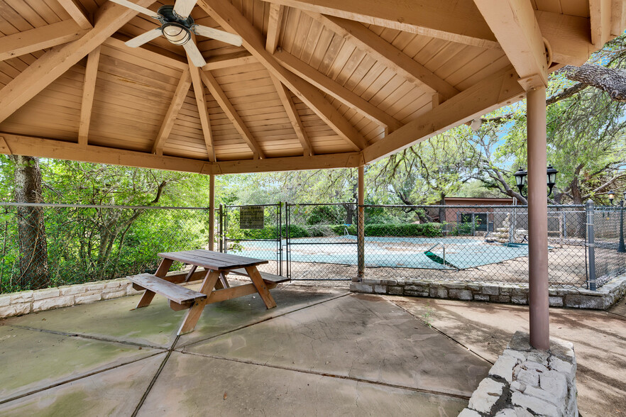 3035 W Highway 290, Dripping Springs, TX à vendre - Photo de l’immeuble – Image 3 sur 22