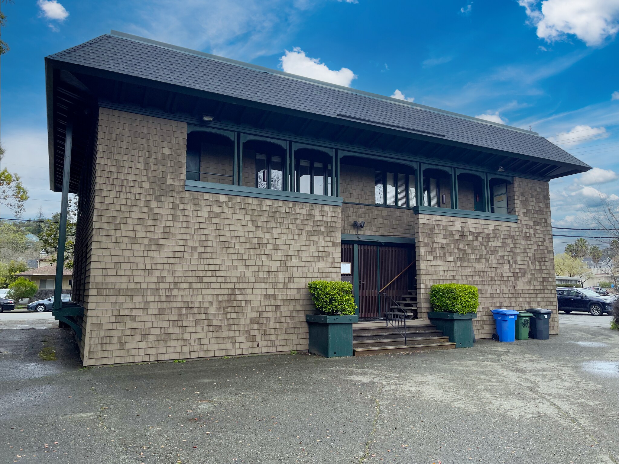 610 D St, San Rafael, CA à louer Photo de l’immeuble– Image 1 sur 13
