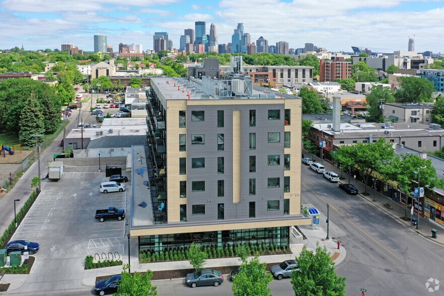 2640 Nicollet Ave, Minneapolis, MN à louer - Aérien – Image 2 sur 67