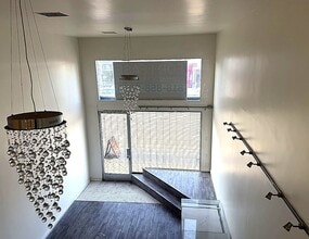 7552 Melrose Ave, Los Angeles, CA à louer Photo intérieure– Image 2 sur 10