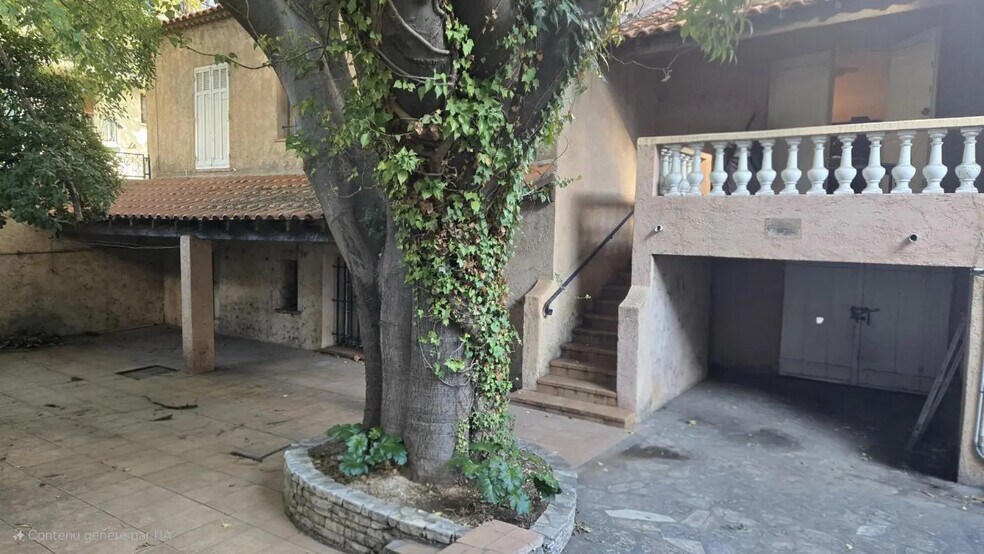 Bureau dans Toulon à vendre - Photo de l’immeuble – Image 2 sur 3