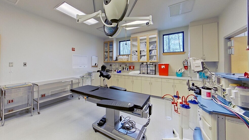 340 Birchwood Ave, Bellingham, WA à louer - Photo de l’immeuble – Image 2 sur 14