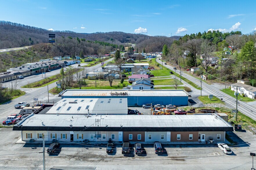 396 Blue Prince Rd, Bluefield, WV à vendre - Photo de l’immeuble – Image 2 sur 49