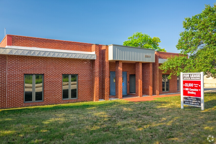 2211 St. Marys Blvd, Jefferson City, MO à vendre - Photo principale – Image 1 sur 3