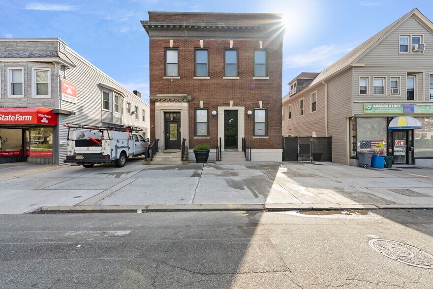 268-270 Washington Ave, Belleville, NJ à louer - Photo de l’immeuble – Image 1 sur 8