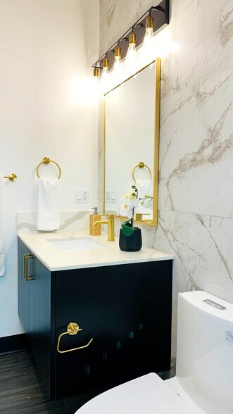 1419 Franklin St, Santa Monica, CA à vendre - Photo de l’immeuble – Image 2 sur 54