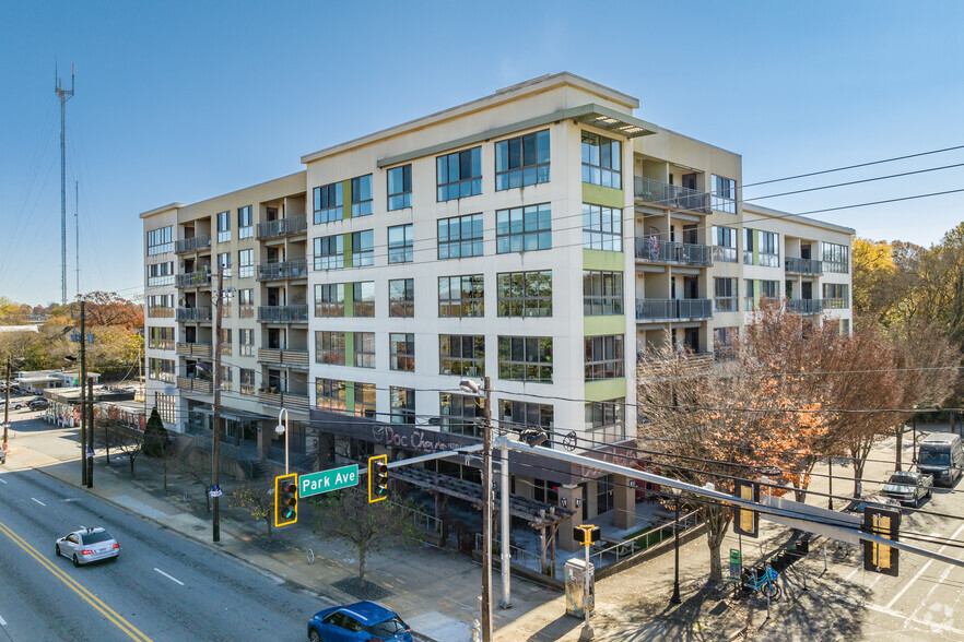563 Memorial Dr SE, Atlanta, GA à louer - Photo de l’immeuble – Image 2 sur 5