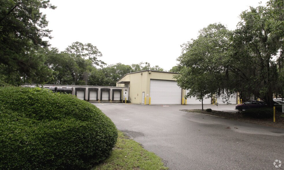 24 Hunter Rd, Hilton Head Island, SC à vendre - Photo de l’immeuble – Image 1 sur 10