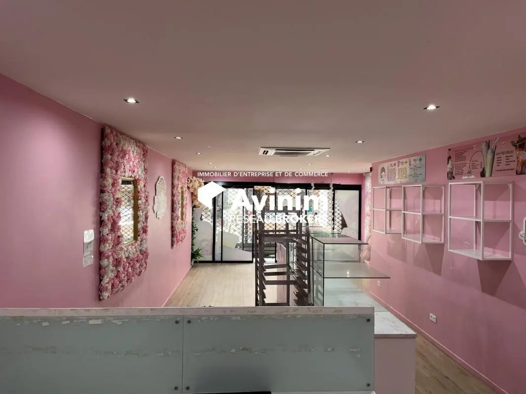 Local commercial dans Melun à louer Photo intérieure– Image 1 sur 4