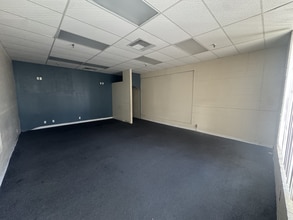 1401 N Decatur Blvd, Las Vegas, NV à louer Photo intérieure– Image 1 sur 2