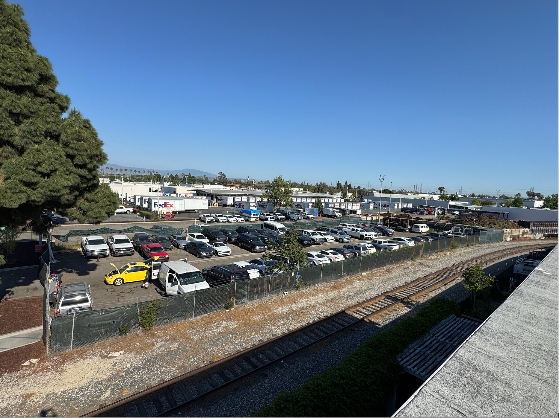 400 Grove Avenue, Orange, CA à louer Photo principale– Image 1 sur 3