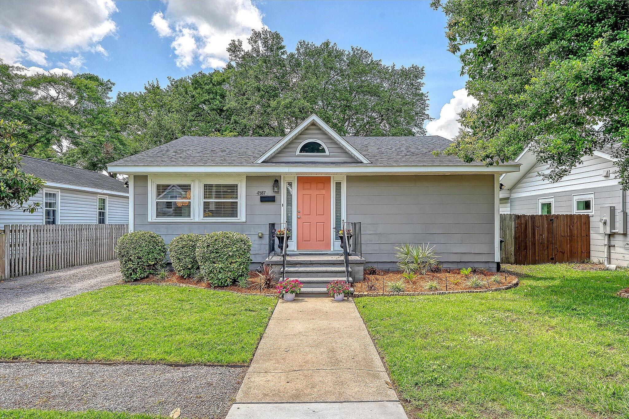 4587 Durant Ave, North Charleston, SC à vendre Photo de l’immeuble– Image 1 sur 26