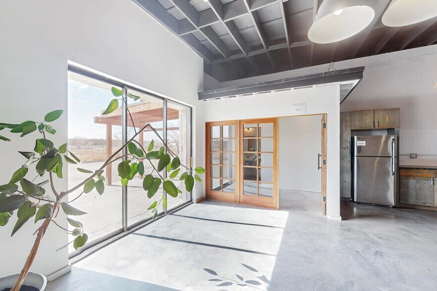 314 El Pueblo Rd NW, Albuquerque, NM à louer - Photo principale – Image 1 sur 55