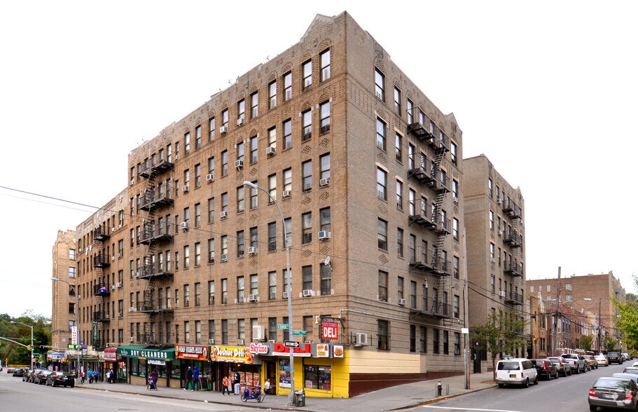 171 W Burnside Ave, Bronx, NY à louer - Photo principale – Image 2 sur 3