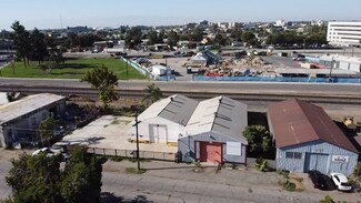 Plus de détails pour 815 Espee St, Bakersfield, CA - Industriel/Logistique à louer