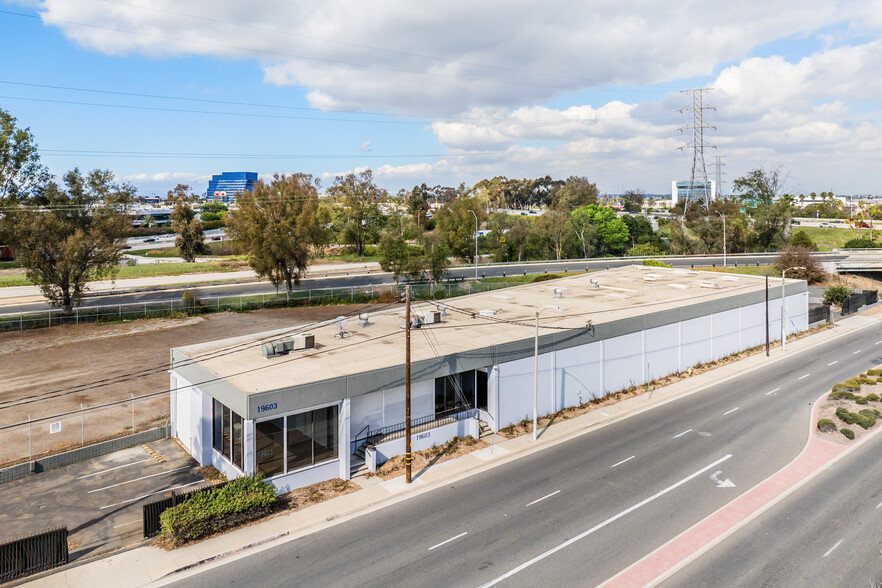 19603 Figueroa St, Carson, CA à louer - Photo de l’immeuble – Image 2 sur 34