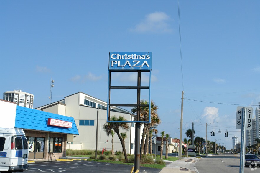 3060 S Atlantic Ave, Daytona Beach, FL à louer - Photo de l’immeuble – Image 2 sur 3