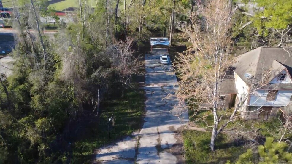 10527 SH 242, Conroe, TX à vendre - Vidéo sur l’annonce professionnelle – Image 1 sur 16