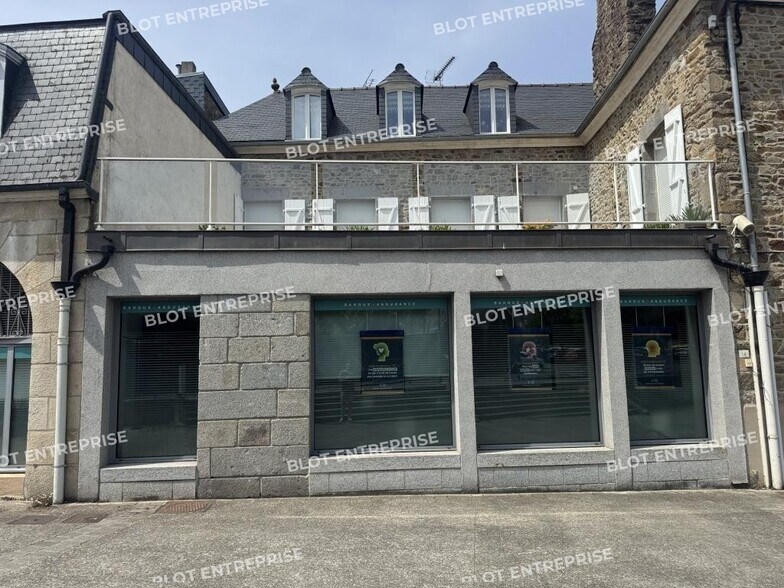 Bureau dans Lamballe à vendre - Photo de l’immeuble – Image 2 sur 4