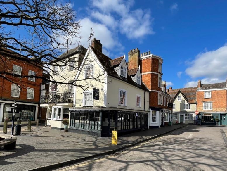 14-14C Market Sq, Winslow à louer - Photo principale – Image 1 sur 3