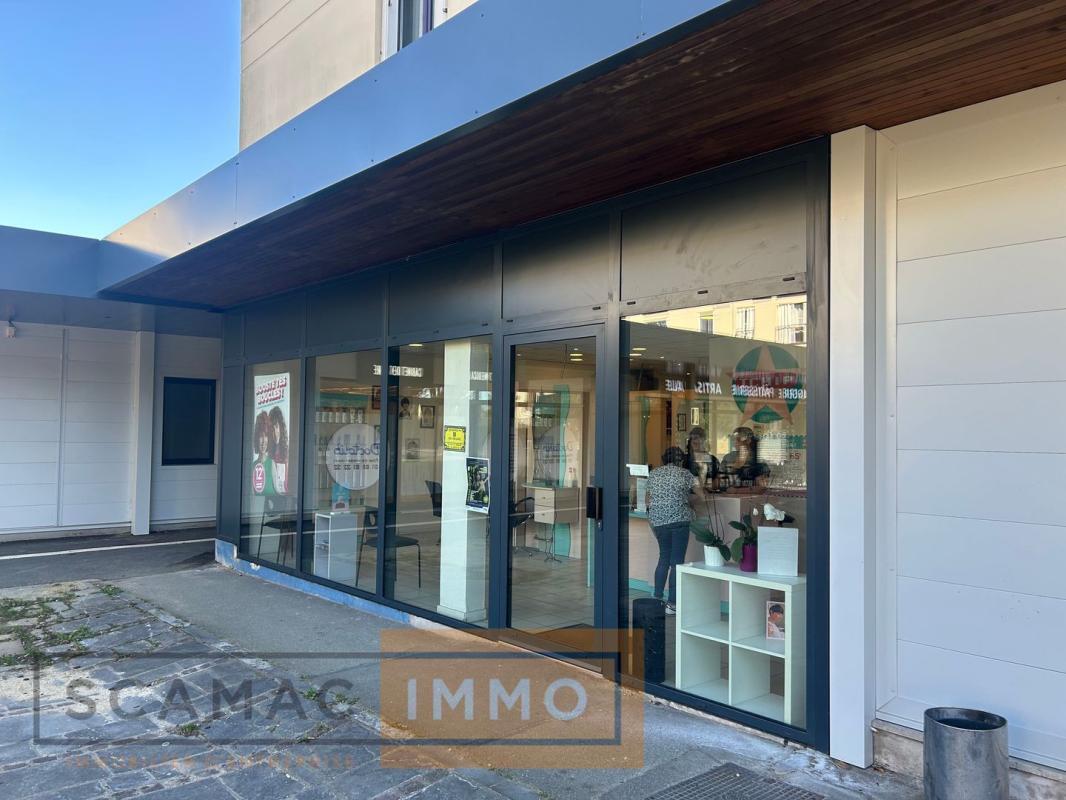 Local commercial dans Brétigny-sur-Orge à vendre Photo de l’immeuble– Image 1 sur 8