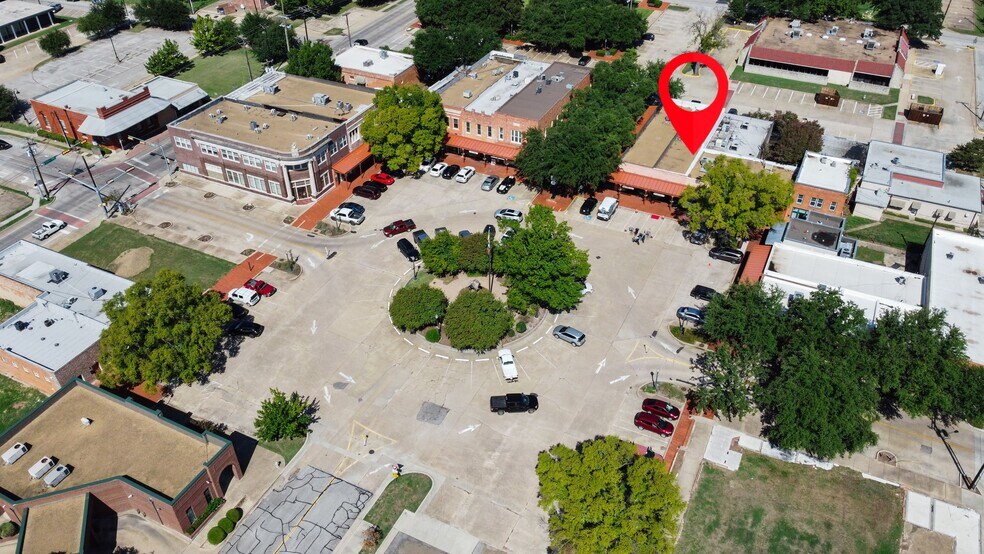 189 Historic Town Sq, Lancaster, TX à vendre - Photo de l’immeuble – Image 2 sur 30