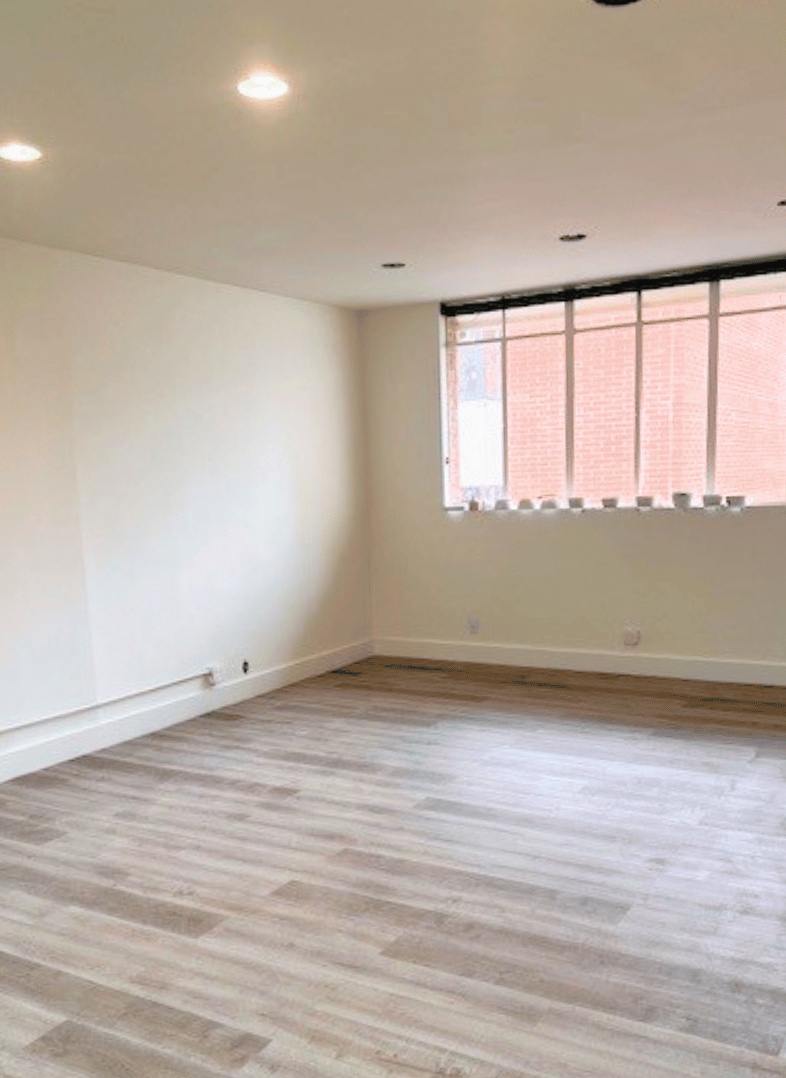 11950-11958 San Vicente Blvd, Los Angeles, CA à louer Photo intérieure– Image 1 sur 2