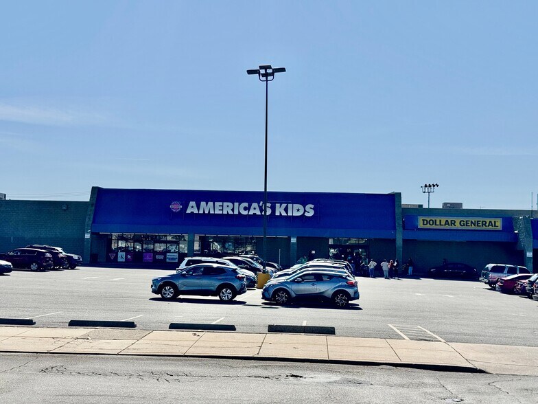 2401 E Tioga St, Philadelphia, PA à louer - Photo de l’immeuble – Image 1 sur 5