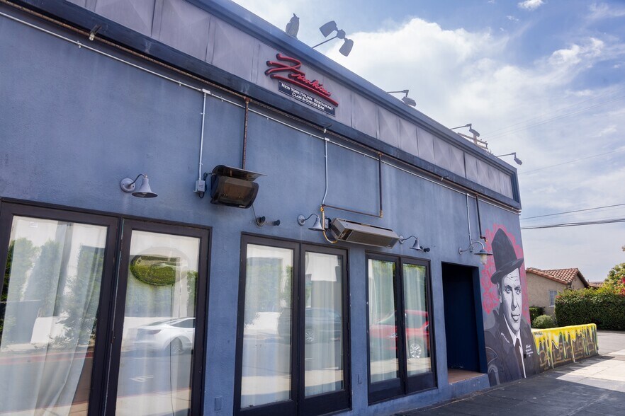 7224-7228 Melrose Ave, Los Angeles, CA à louer - Photo de l’immeuble – Image 3 sur 24
