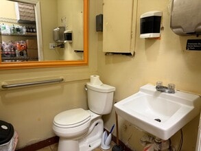 341-345 Washington Ave, Brentwood, NY à louer Photo intérieure– Image 2 sur 9