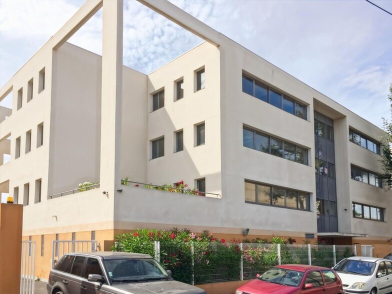 19 Boulevard Arthur Michaud, Marseille à louer - Photo de l’immeuble – Image 1 sur 10