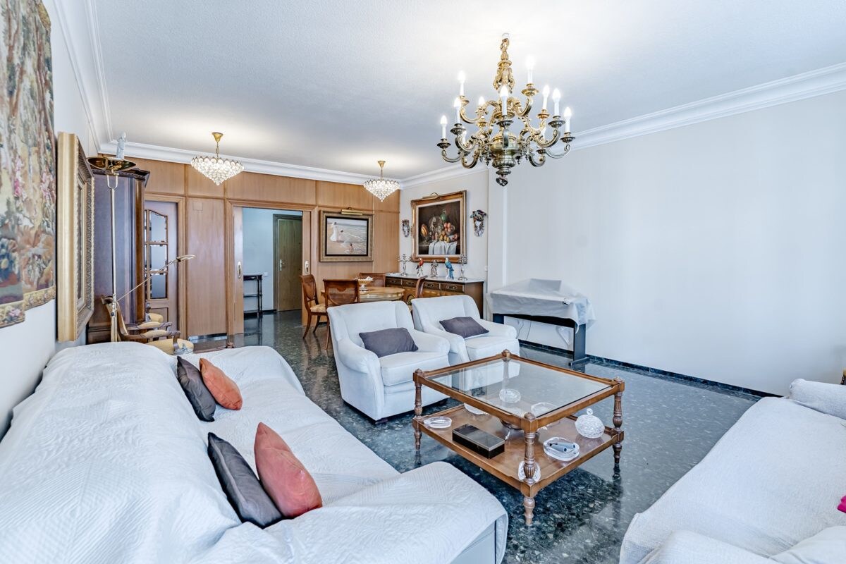 Madrid, MAD 28003 - Lot B - - Photo intérieure - Image 1 of 11