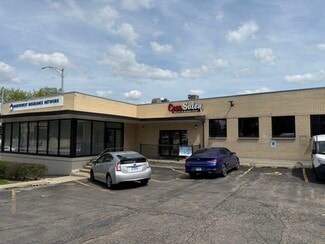 Plus de détails pour 1 S Liberty St, Elgin, IL - Local d’activités à vendre