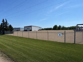 Plus de détails pour 11 & 13 - 27123 Highway 597, Blackfalds, AB - Industriel/Logistique à vendre