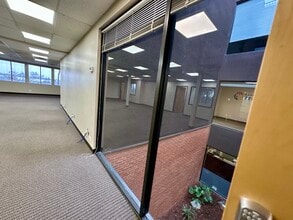 3665 Ruffin Rd, San Diego, CA à louer Photo intérieure– Image 2 sur 9