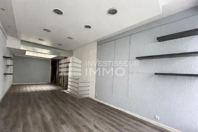 Plus de détails pour Local commercial à louer