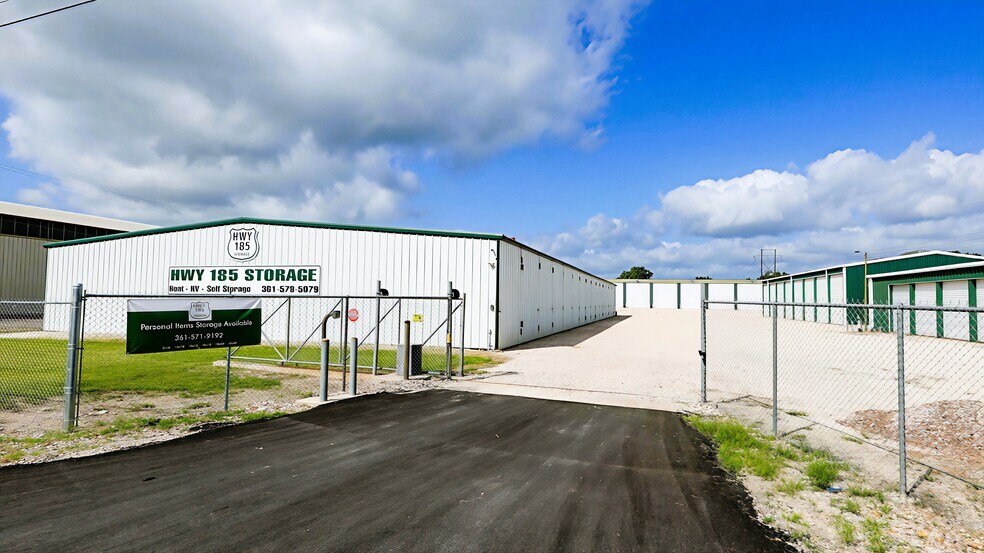 5250 TX-185 Hwy, Victoria, TX à vendre - Photo de l’immeuble – Image 1 sur 12