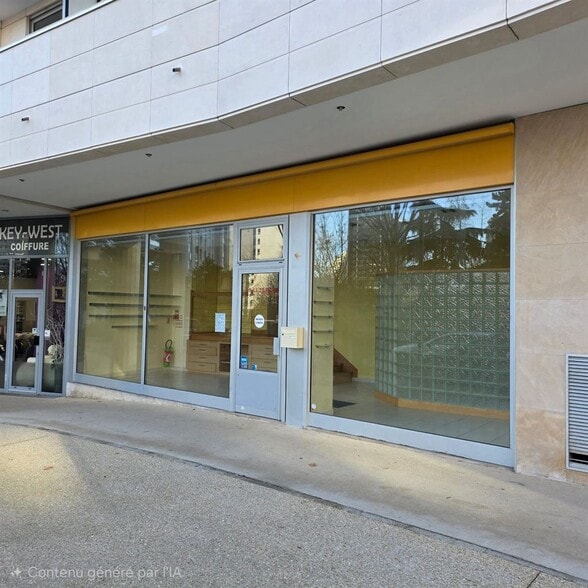 Local commercial dans Courbevoie à louer - Photo de l’immeuble – Image 1 sur 7