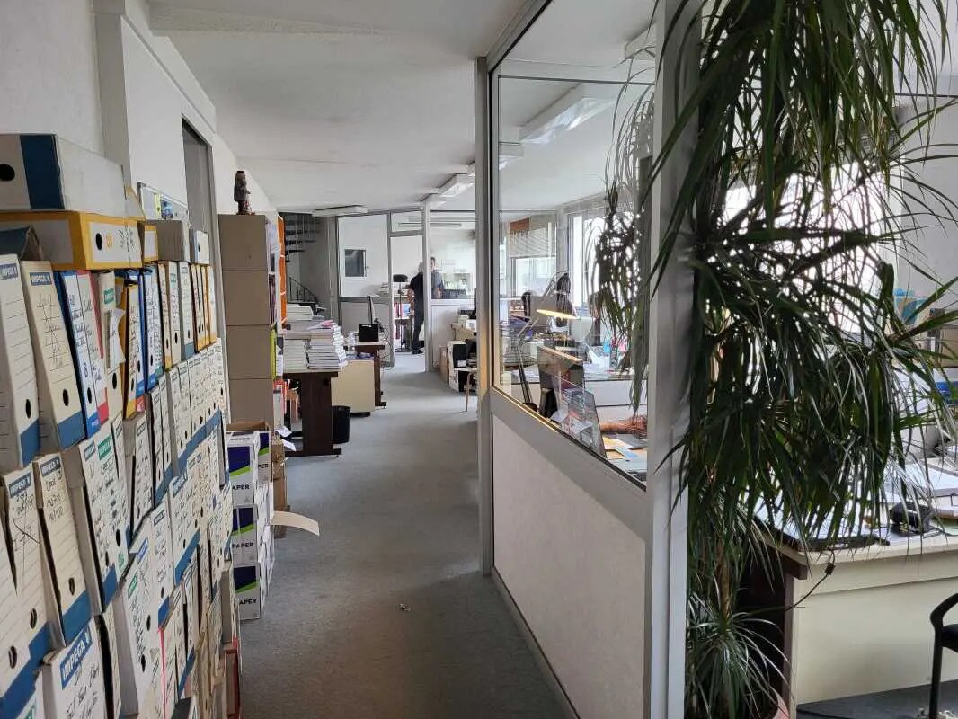 Local d’activités dans Paris à louer Photo intérieure– Image 1 sur 14