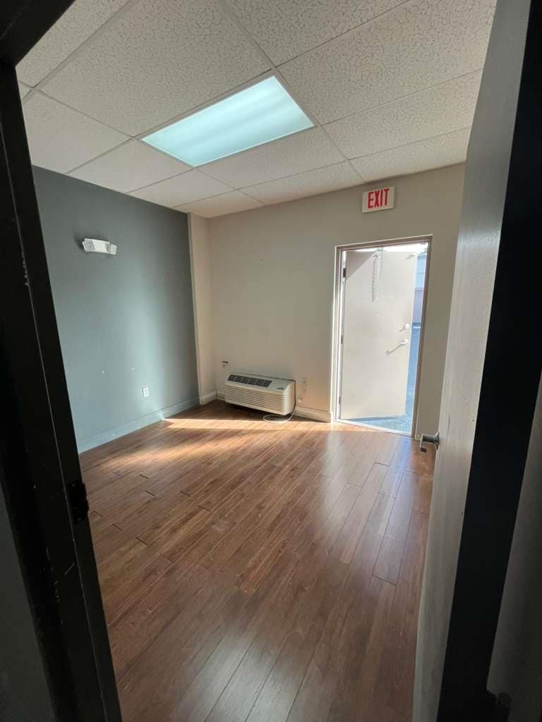 1525 NW 3rd St, Deerfield Beach, FL à louer Photo intérieure– Image 1 sur 8