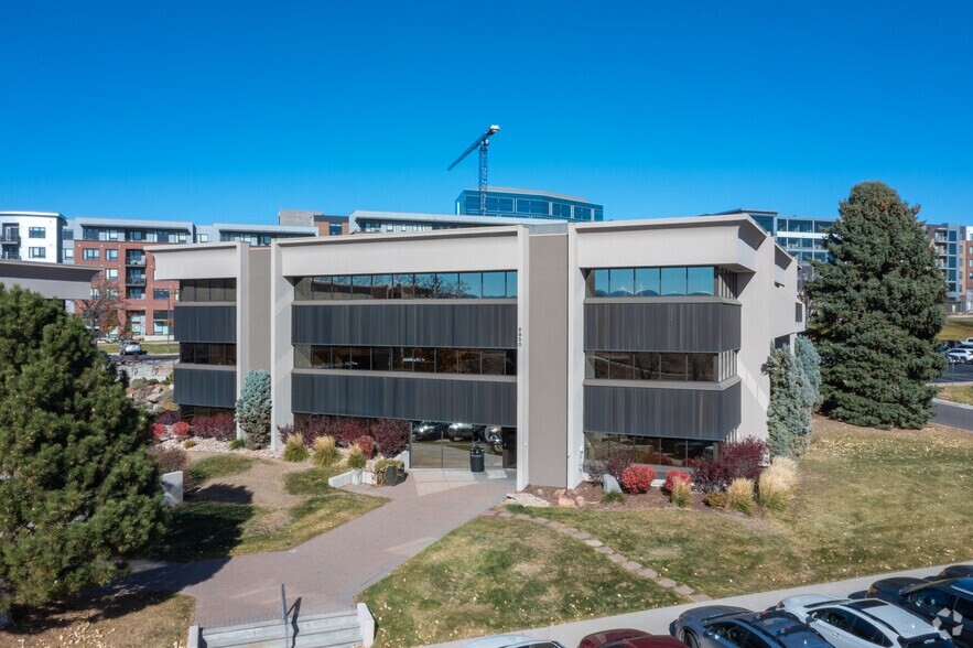6950 E Belleview Ave, Greenwood Village, CO à louer - Photo de l’immeuble – Image 1 sur 7