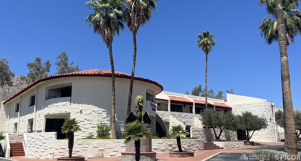6262 N Swan Rd, Tucson, AZ à louer - Photo de l’immeuble – Image 2 sur 4