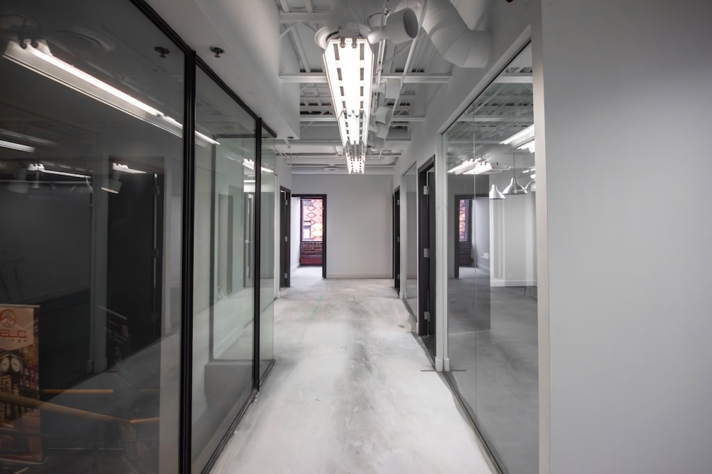 321 Water St, Vancouver, BC à louer Photo intérieure– Image 1 sur 7