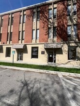600 Wyndhurst Ave, Baltimore, MD à louer Photo de l’immeuble– Image 1 sur 1