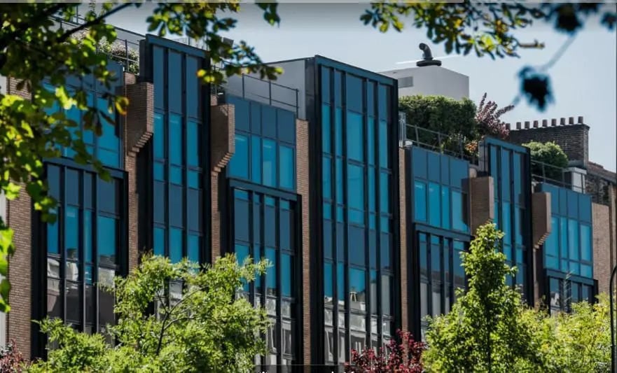 Bureau dans Clichy à louer Photo de l’immeuble– Image 1 sur 2