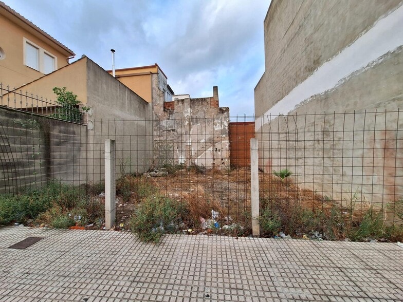Terrain dans València, Valencia à vendre - Photo principale – Image 1 sur 8