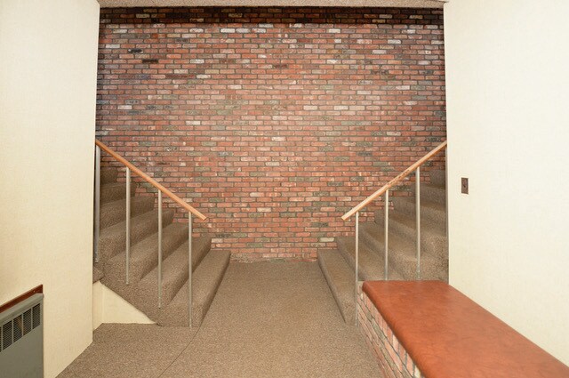 245 Kinderkamack Rd, Westwood, NJ à louer - Hall d’entrée – Image 3 sur 19