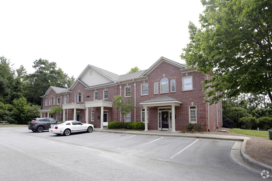 5480 McGinnis Village Pl, Alpharetta, GA à louer - Photo principale – Image 1 sur 65
