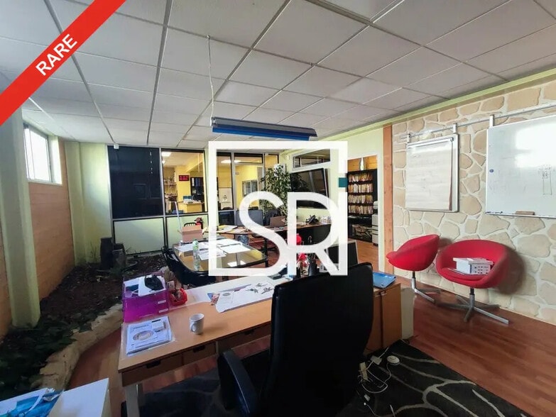 Bureau dans Clermont-Ferrand à louer - Photo de l’immeuble – Image 3 sur 9